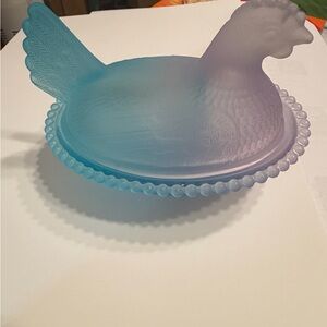 Glass Hen on Nest Candy Dish - Blue Lavender Ombre 4.75”